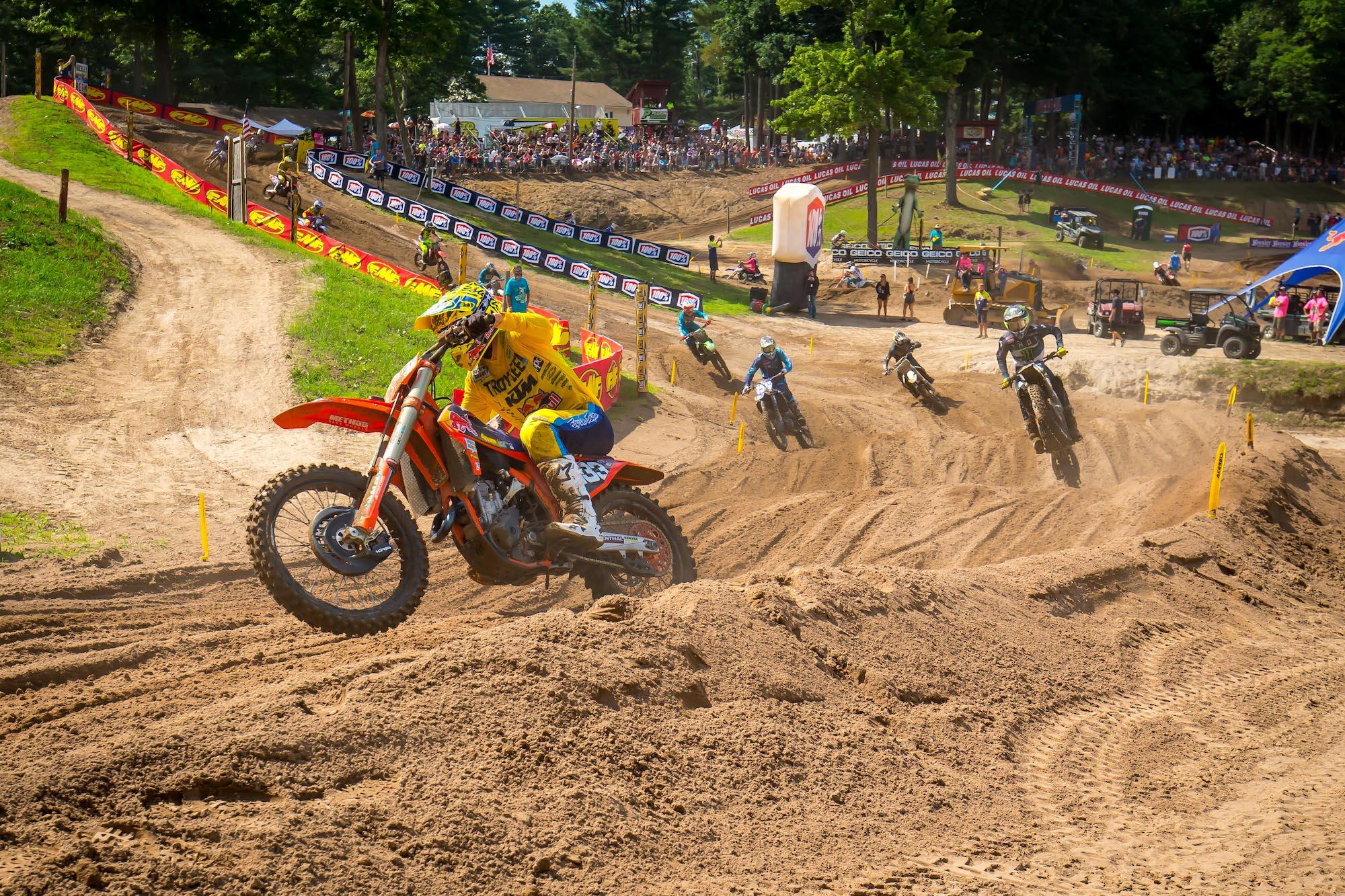 Multiple_RS_MX19_Southwick_001