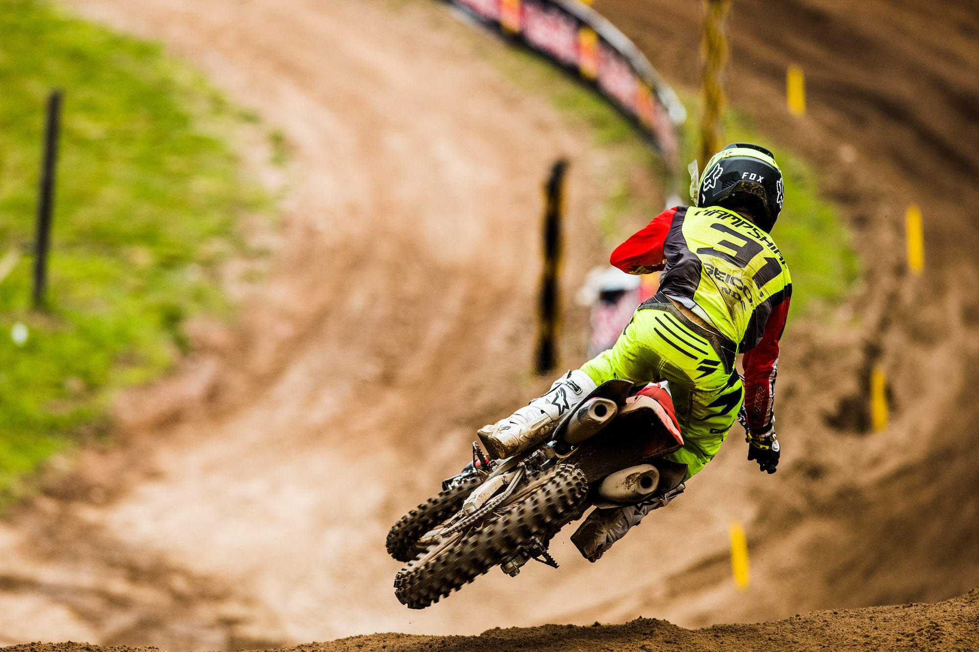 Hampshire_JK_MX19_Southwick_1985