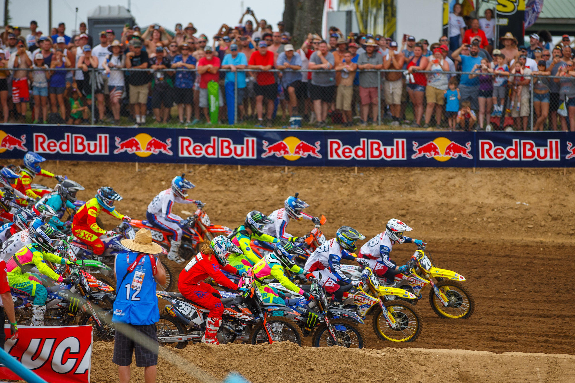 Starts_JK_MX19_RedBud_1836