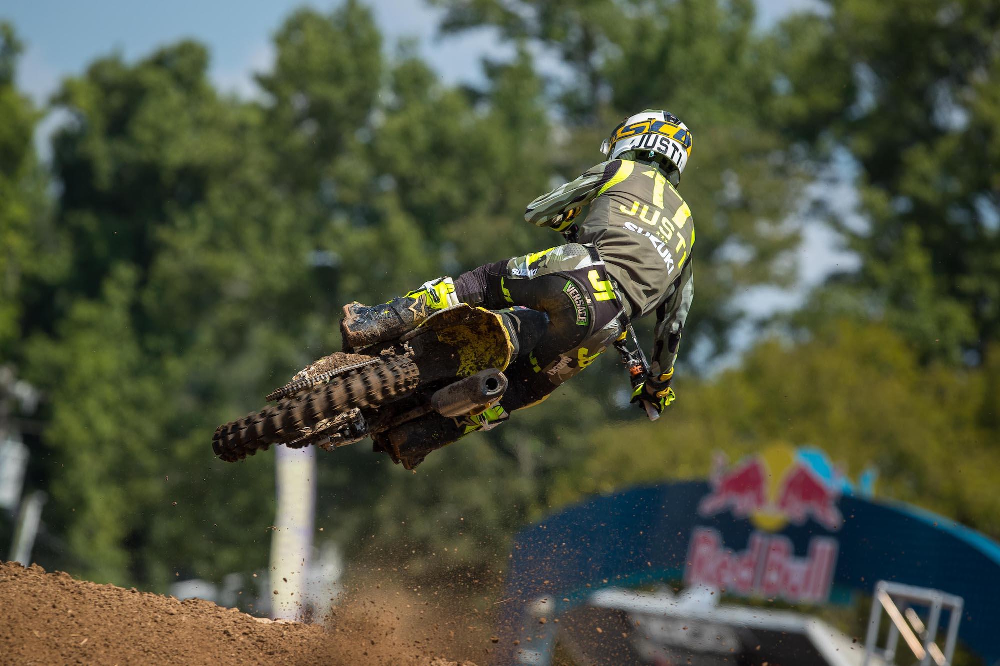 Savatgy_AlignMedia_MX20_Lorettas1_015