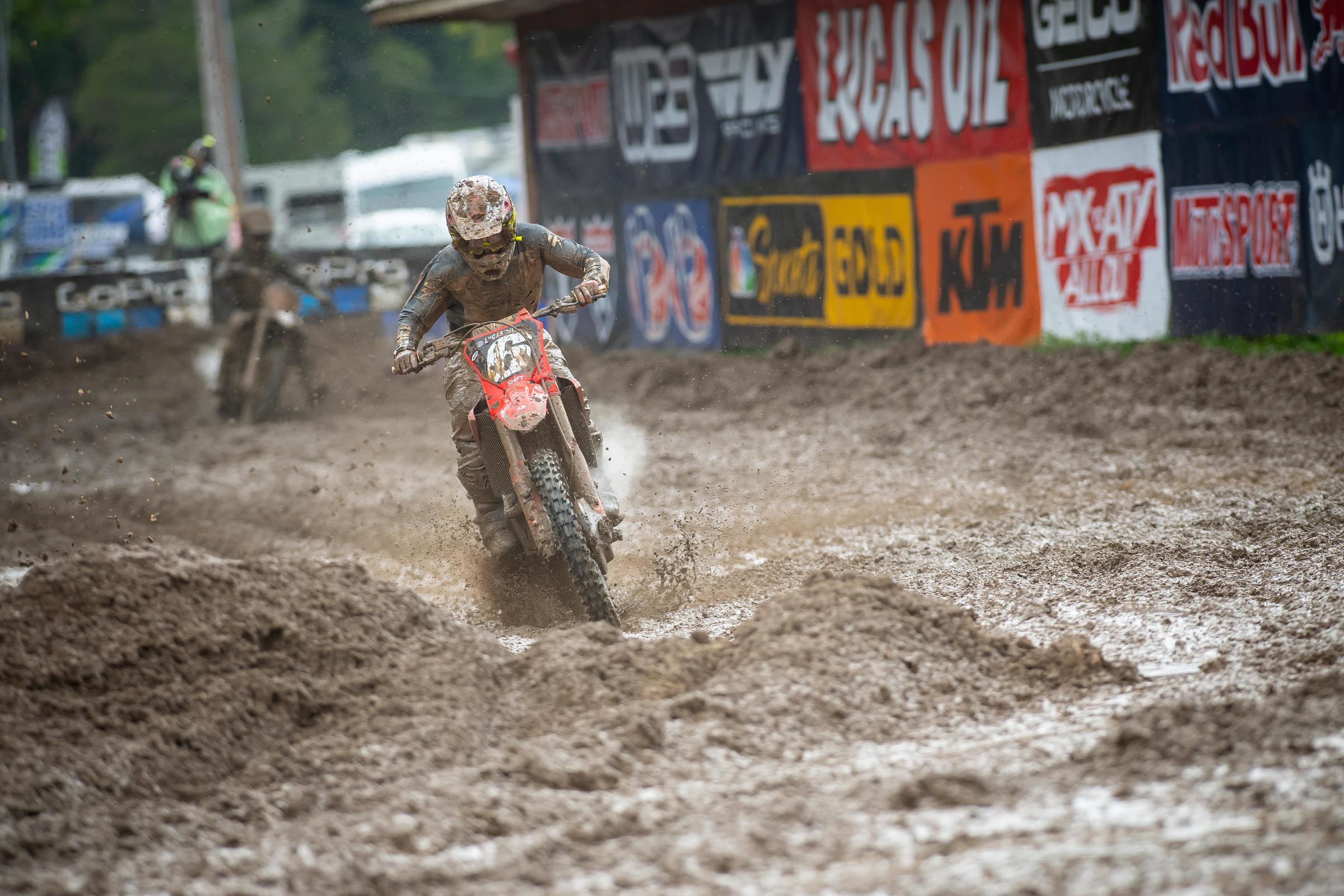 Martin_J_AlignMedia_MX20_Lorettas2_020