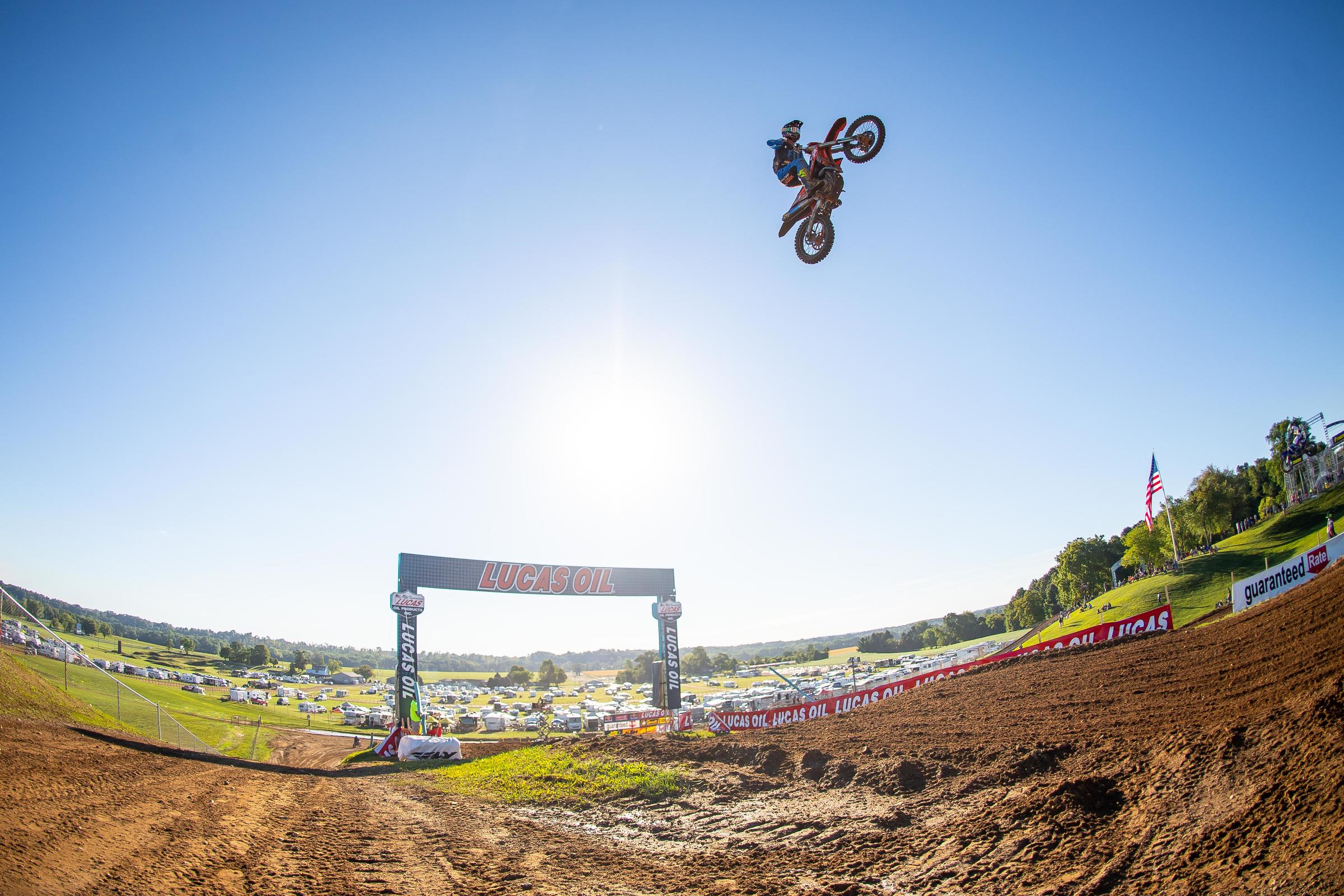 Baggett_AlignMedia_MX20_RedBud1_006