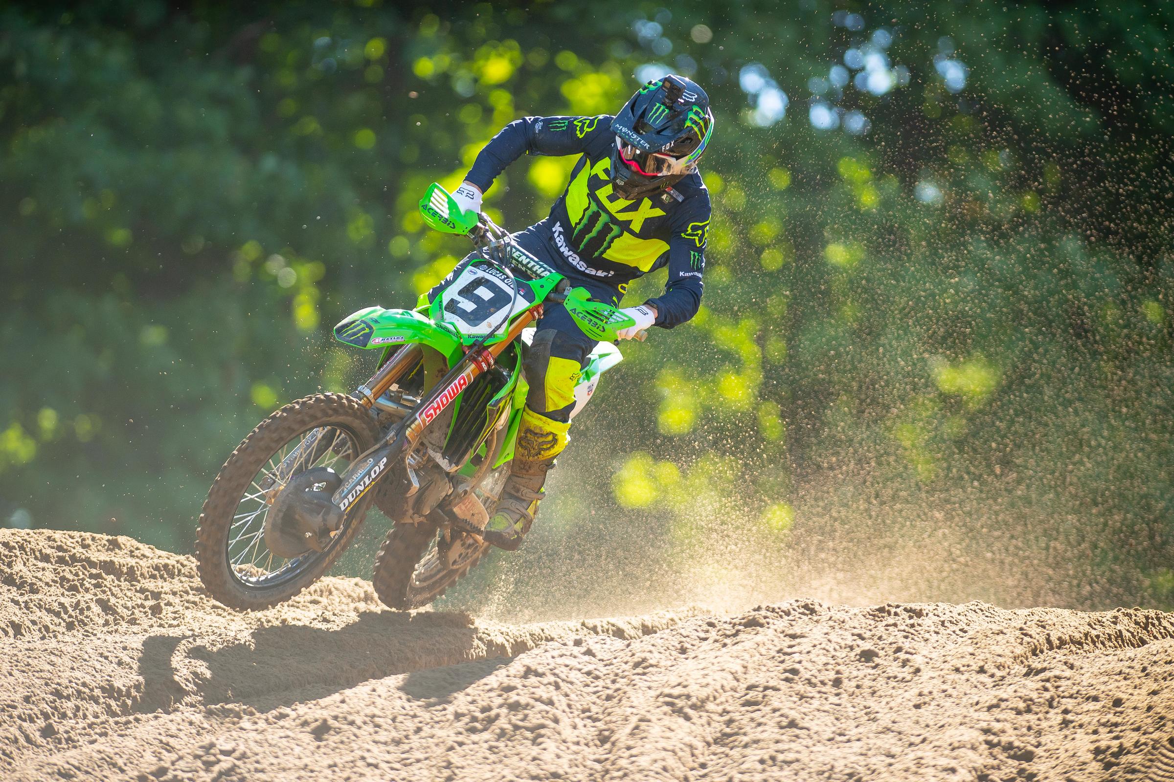 Cianciarulo_AlignMedia_MX20_RedBud1_012