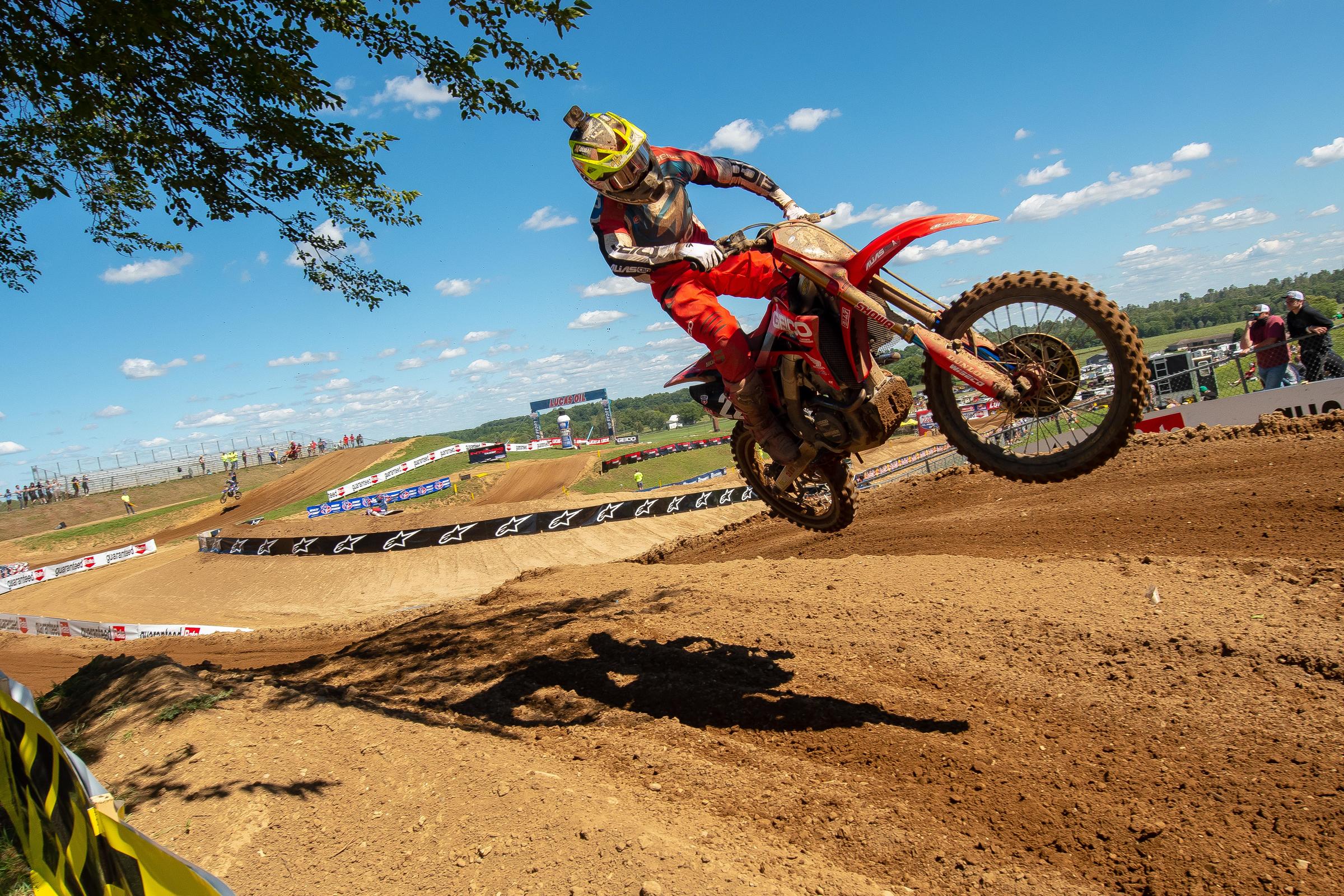 Mumford_AlignMedia_MX20_RedBud1_012
