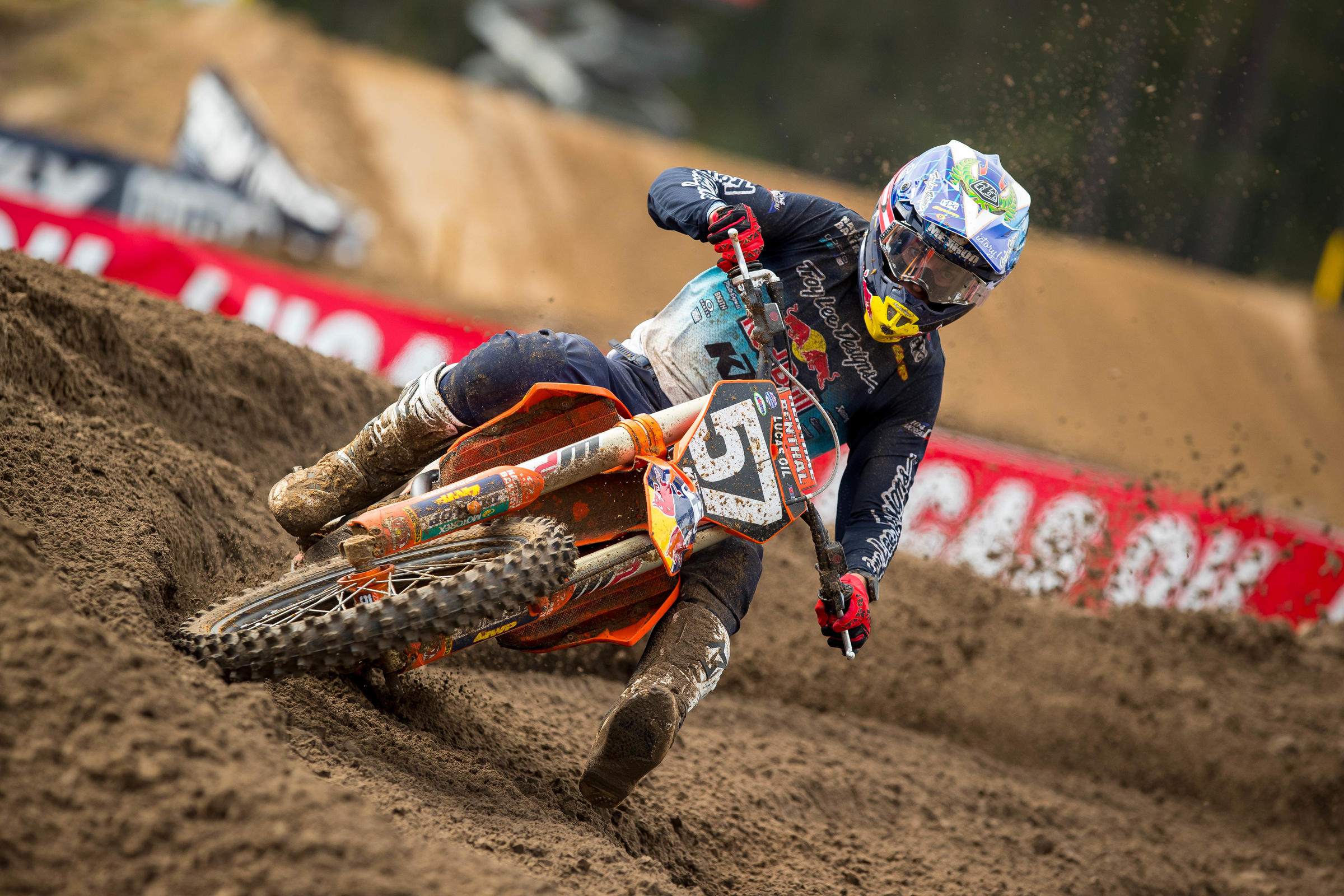 Drake_AlignMedia_MX20_WW_035