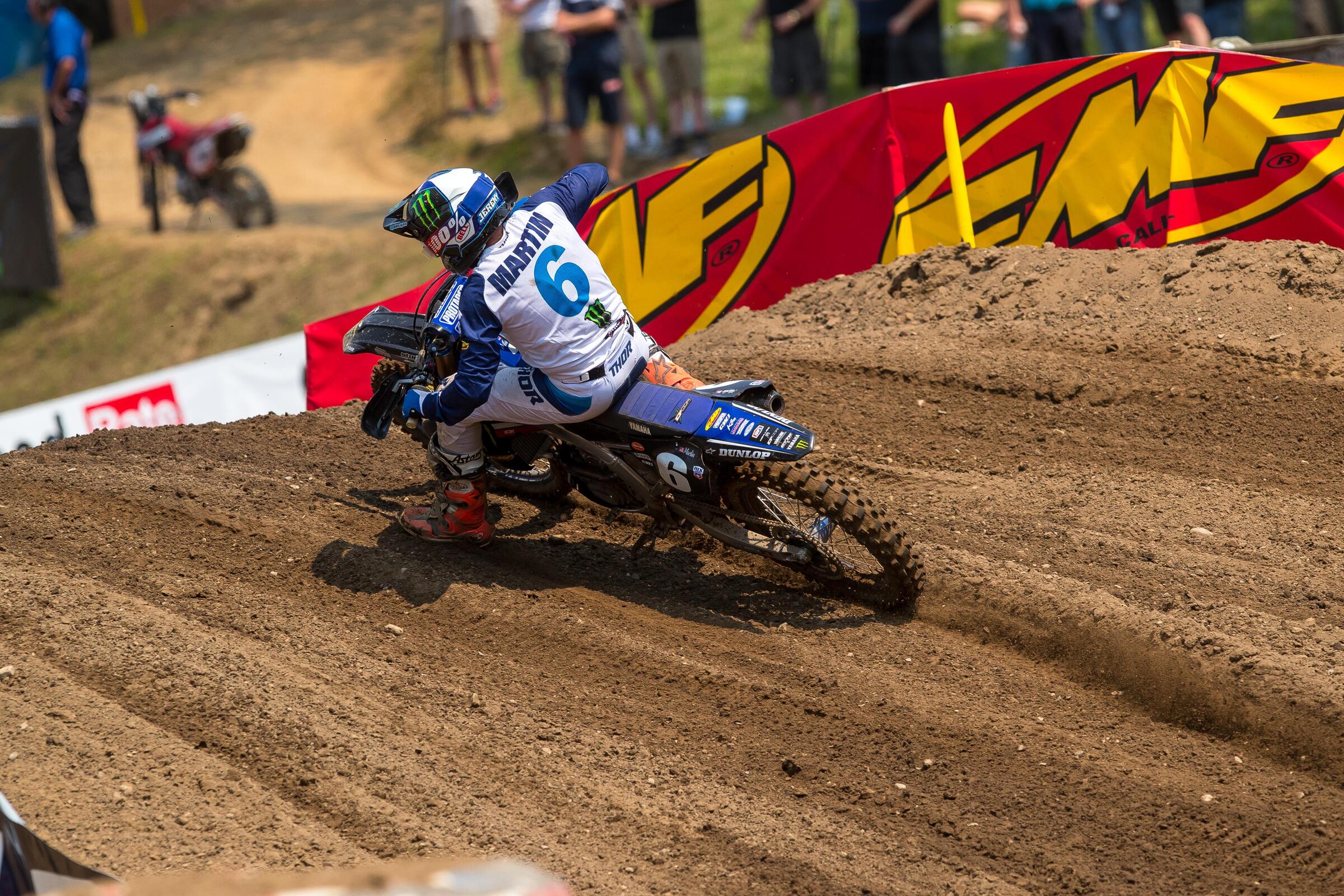 Martin_J_AlignMedia_MX21_RedBud_053