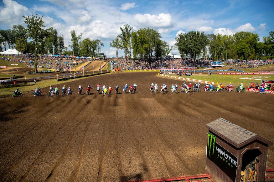 Tickets to a round of the AMA Pro Motocross Championship are the perfect holiday gift for the moto fan.
