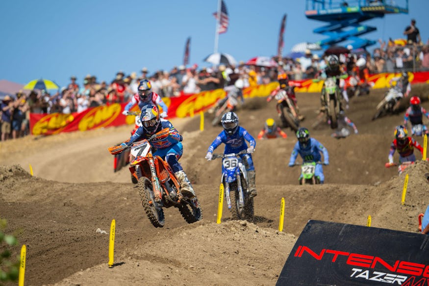Aaron Plessinger (7) led almost the entirety of Moto 2 en route to third overall (5-2).