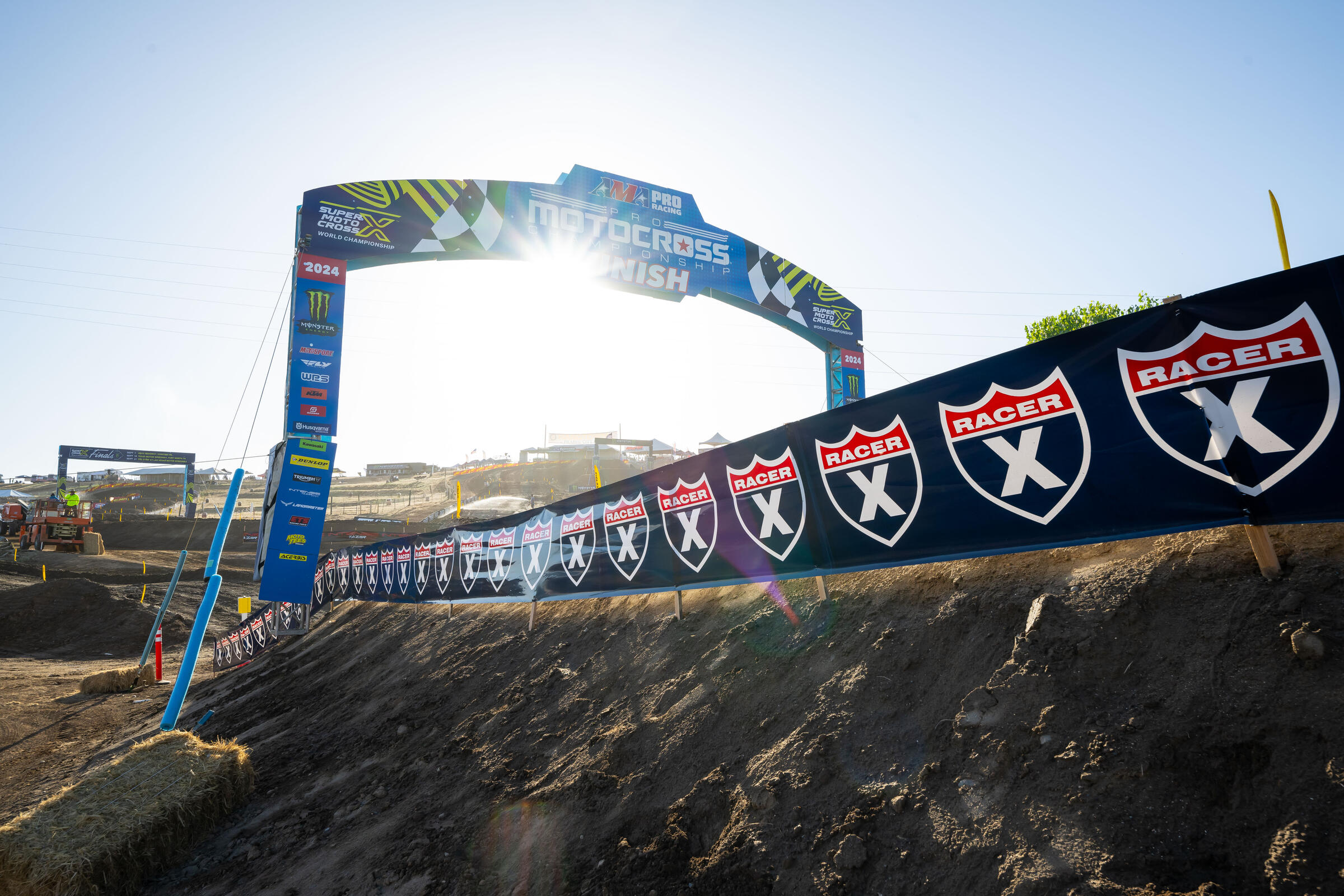 Misc_AlignMedia_MX24_Hangtown_131