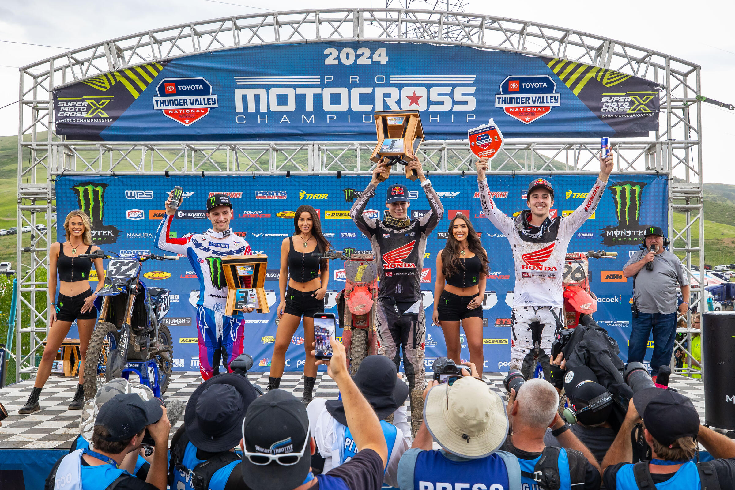 Podium_AlignMedia_MX24_ThunderValley_001