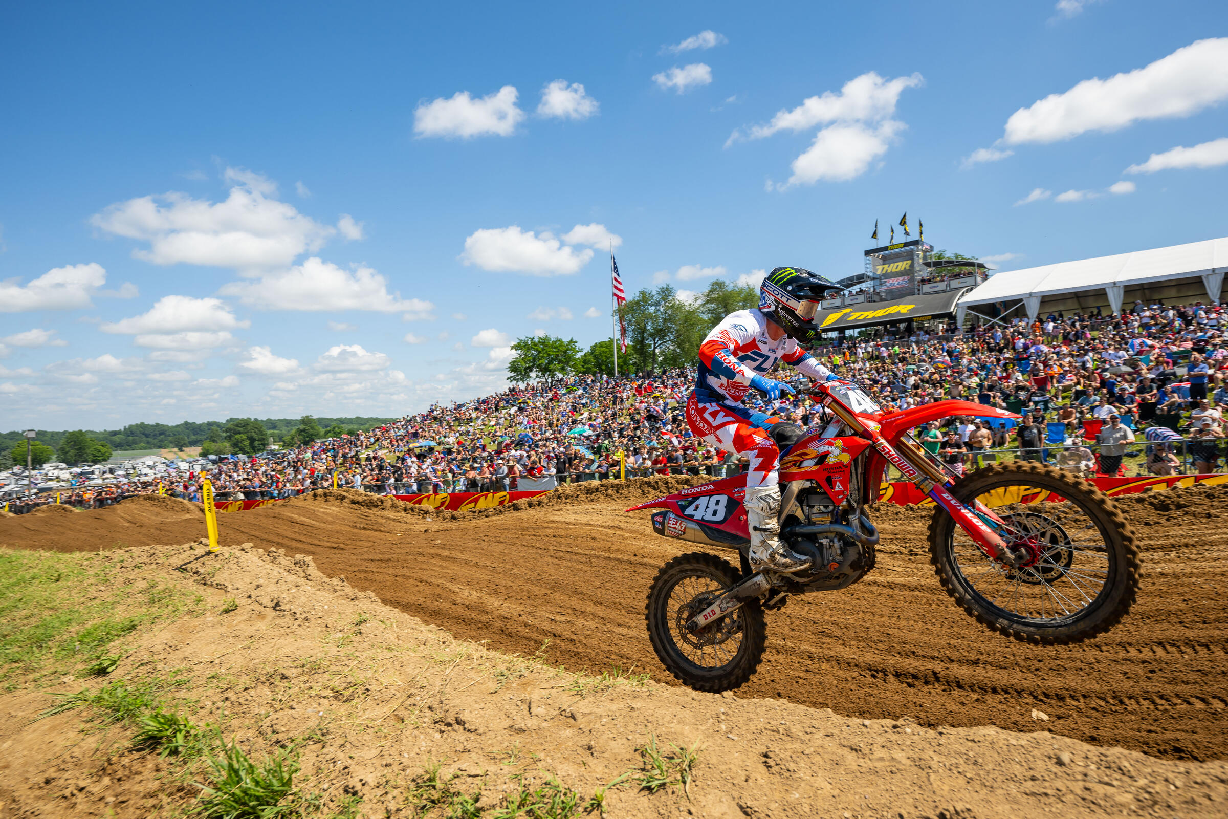 Hymas_AlignMedia_MX24_RedBud_085