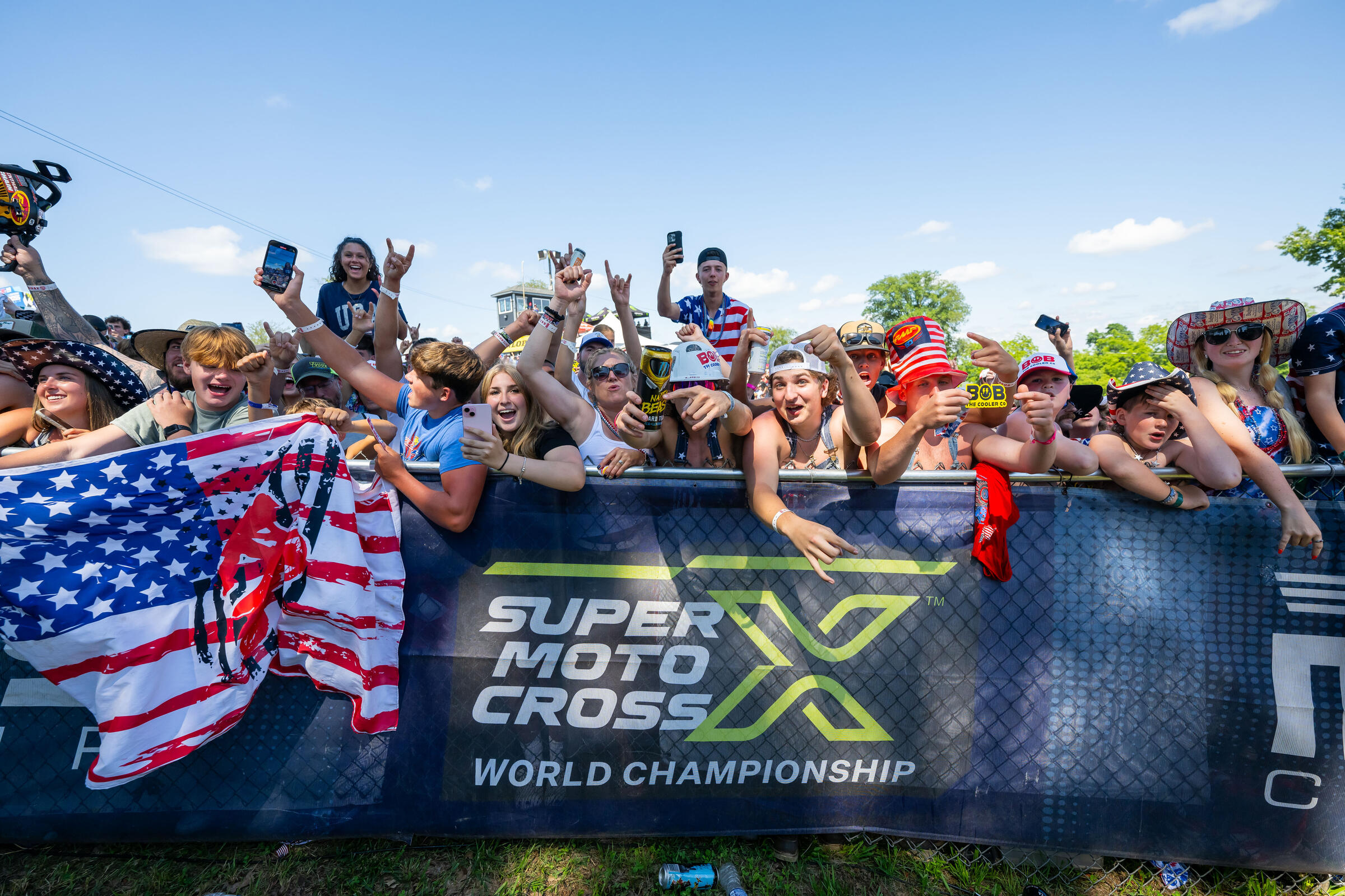 Misc_AlignMedia_MX24_RedBud_238