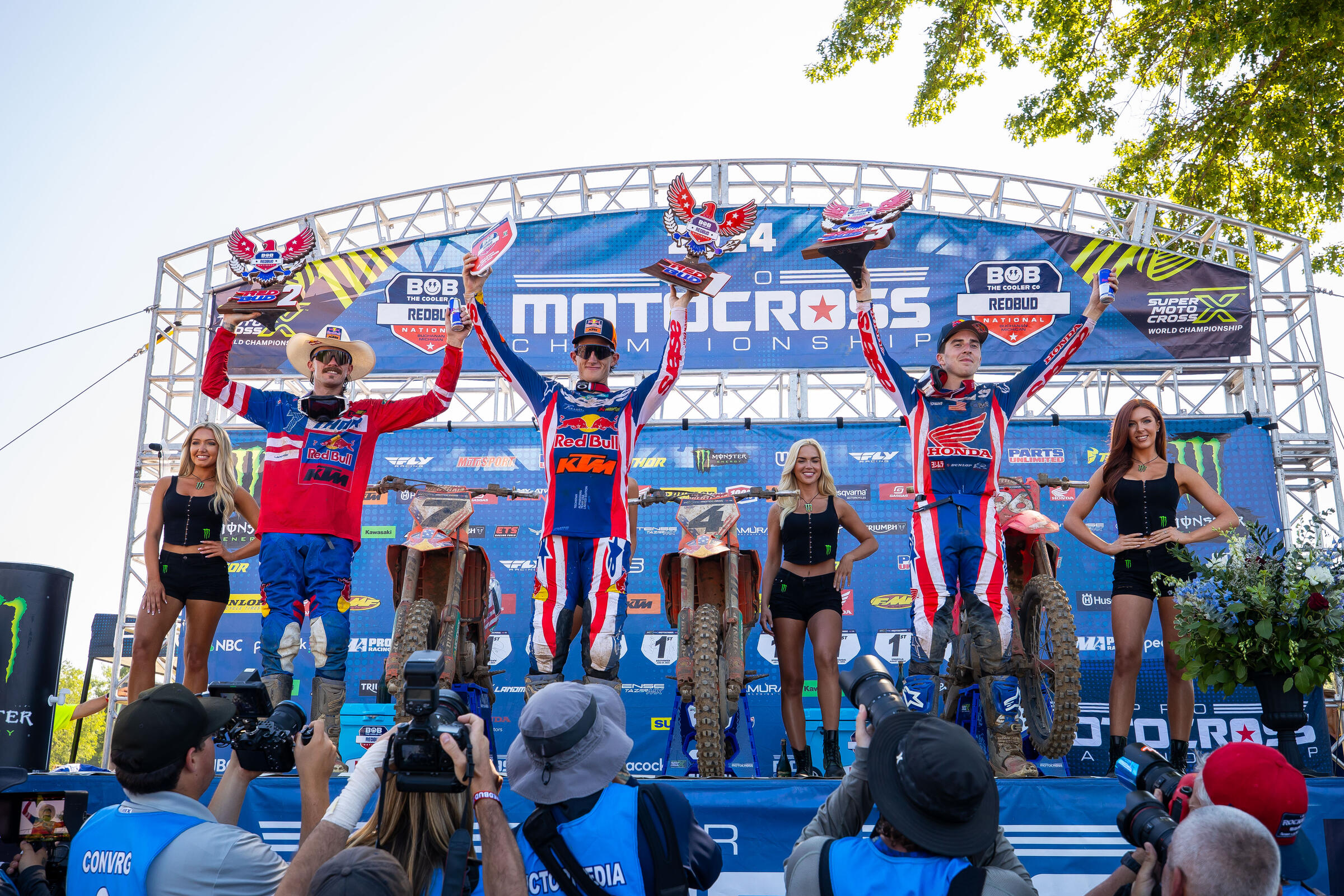 Podium_AlignMedia_MX24_RedBud_004