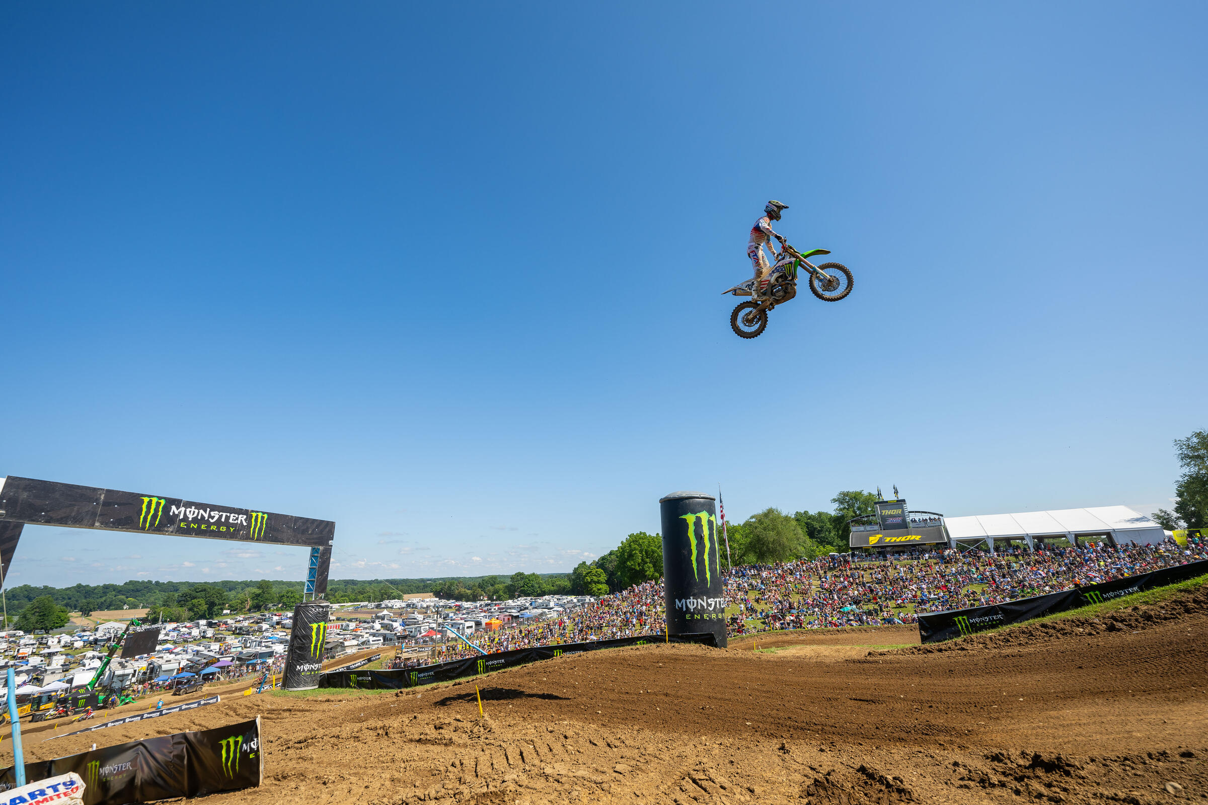 Tickle_AlignMedia_MX24_RedBud_083