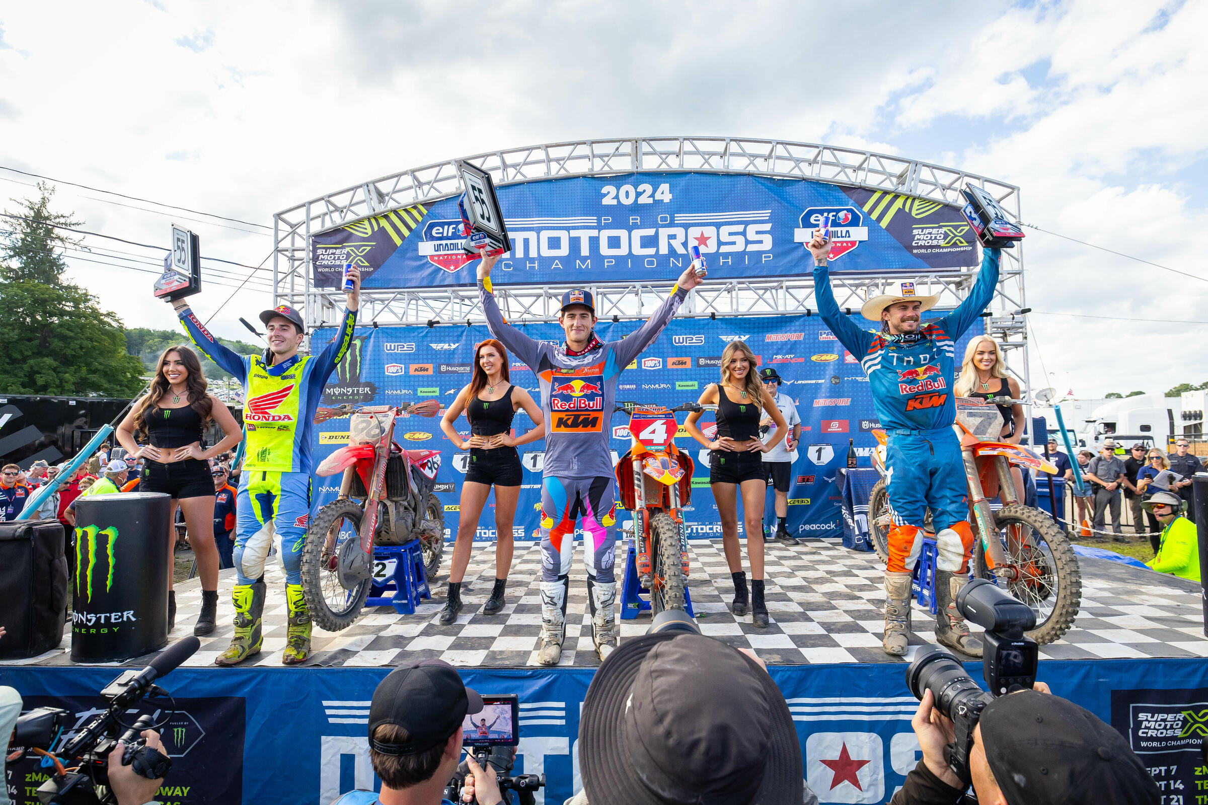 Podium_AlignMedia_MX24_Unadilla_004